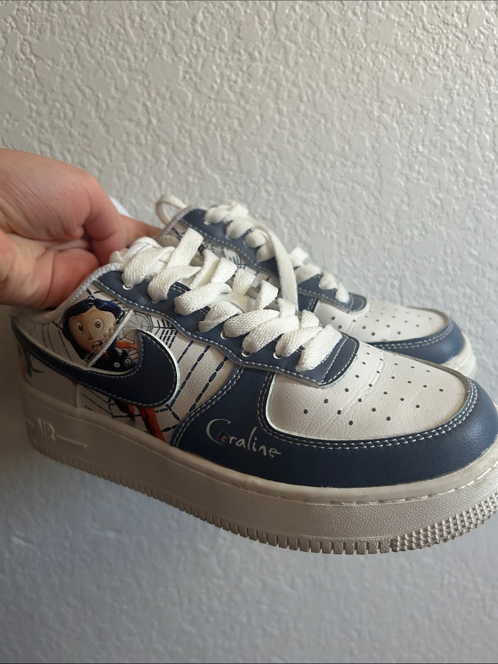 Nike Kids White & Navy Coraline Graphic Low-Top Sneakers